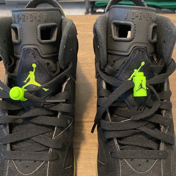 JORDAN 6 Retro Size 5.5Y - Picture 8 of 12
